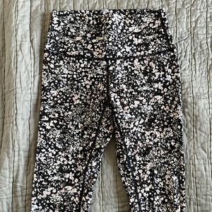 Lululemon leggings 25in